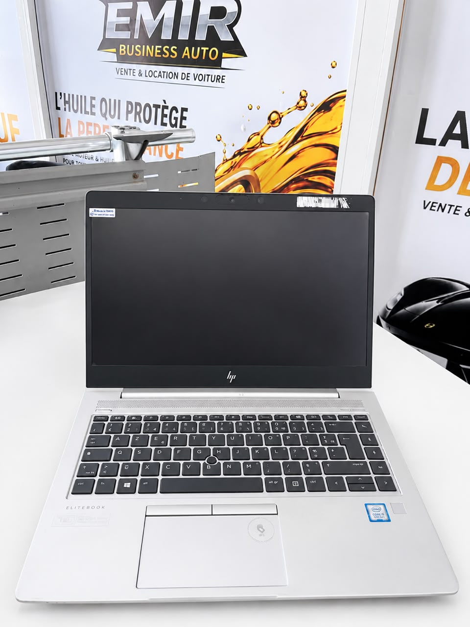 HP 840 G6 Core i7 8eme génération  Disque SSD 256 giga Ram 8 giga  Ecran tactile  Taille 14 pouce Système Windows 11